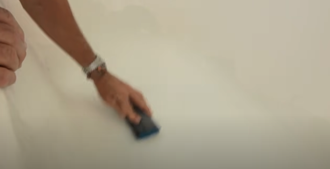 Can You Paint a Plastic Bathtub? ProfyPainter