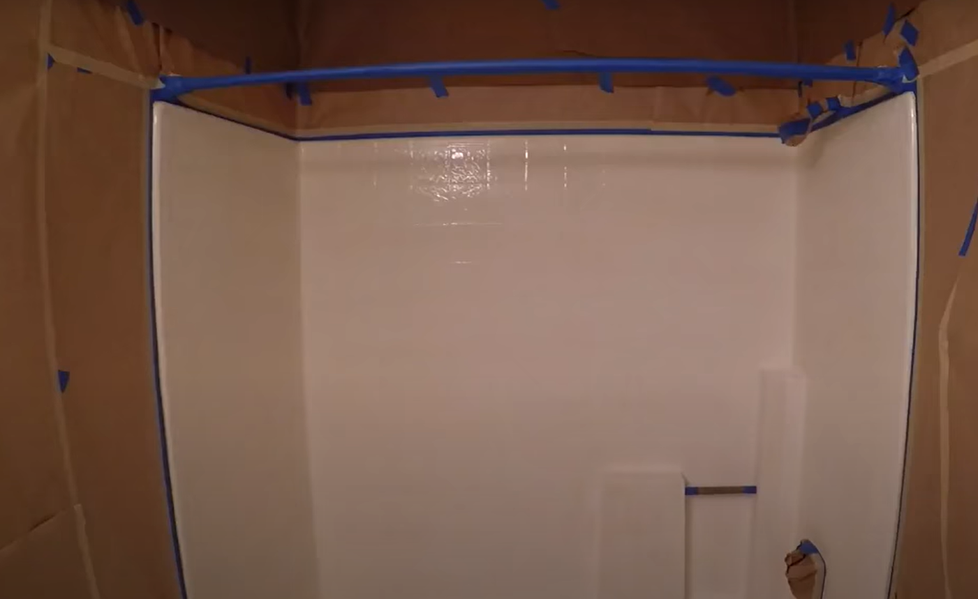 Can You Paint a Fiberglass Tub? ProfyPainter