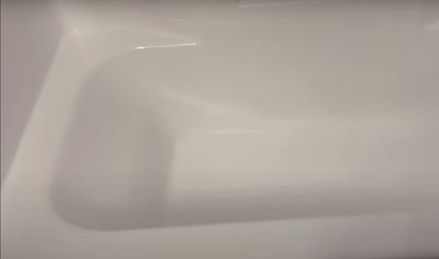 Can You Paint a Fiberglass Tub? ProfyPainter